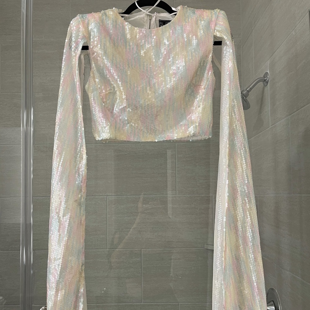 Pastel shoulder pad cape crop